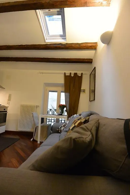 Appartamento Dei Sassetti Savona Apartment