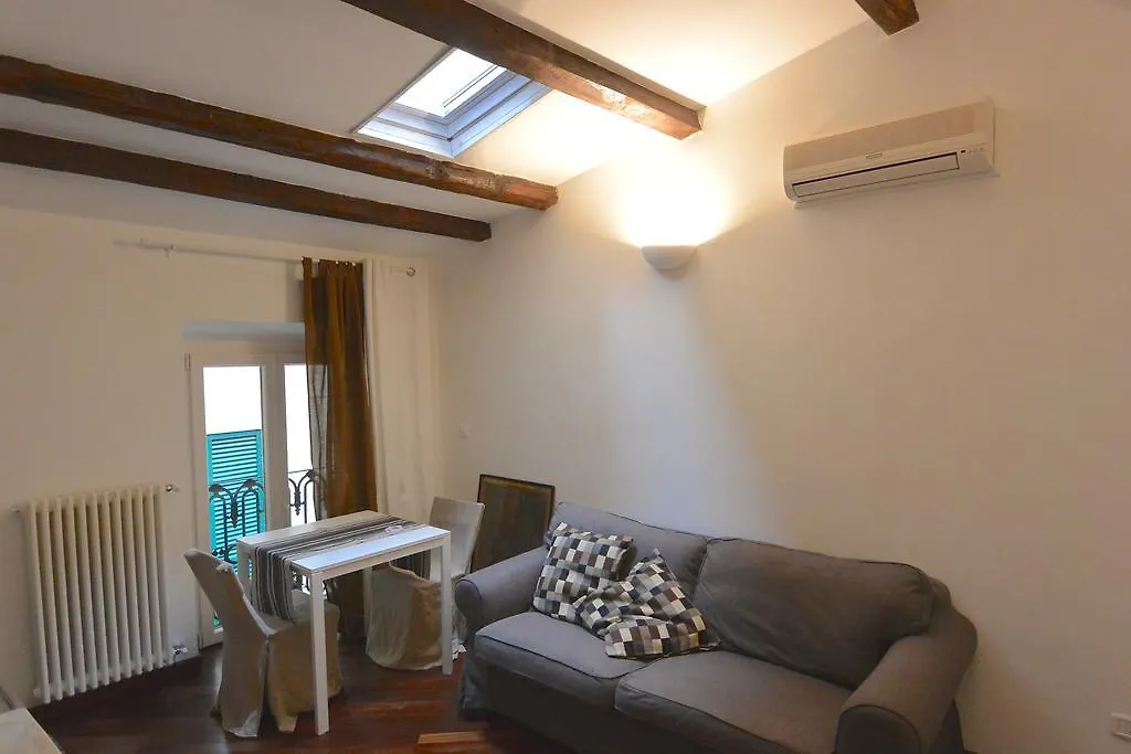 Appartamento Dei Sassetti Savona Apartment